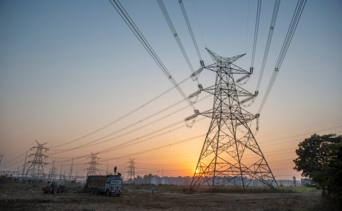 Power lines in Uttar Pradesh